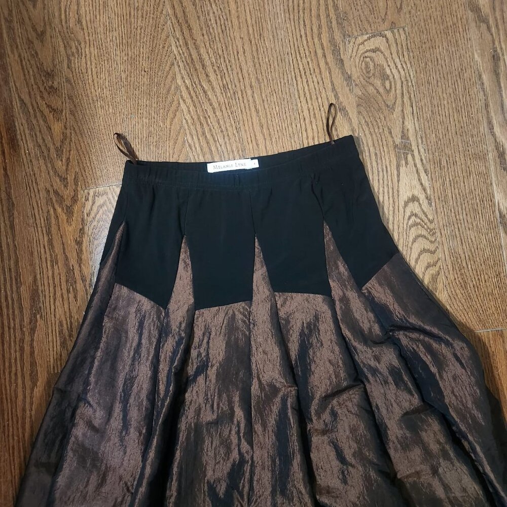 Melanie Lyne Ball Skirt Size 4